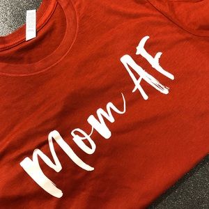 Mom Tee
